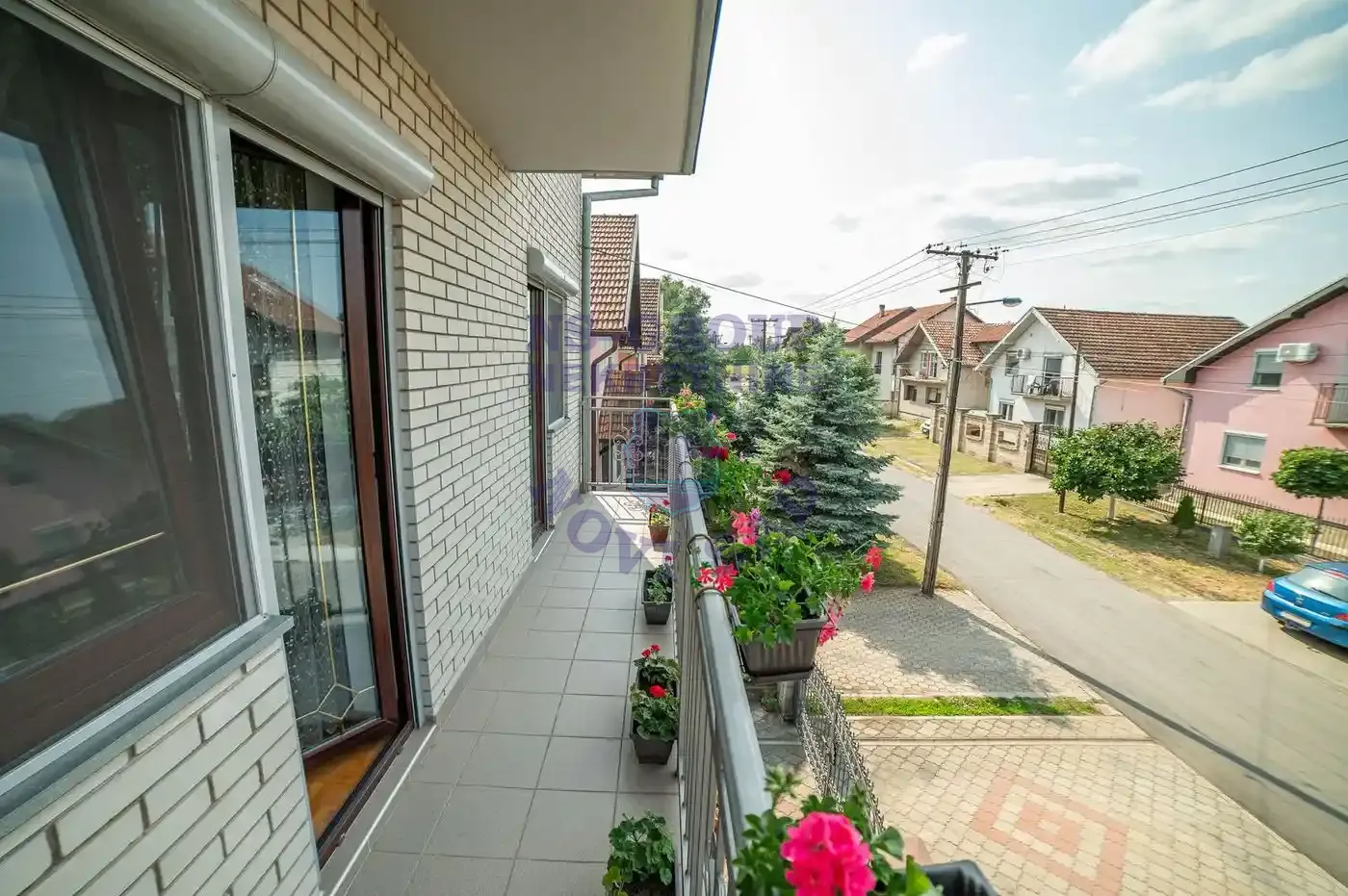 kuca na prodaju Futog 280m2 549707