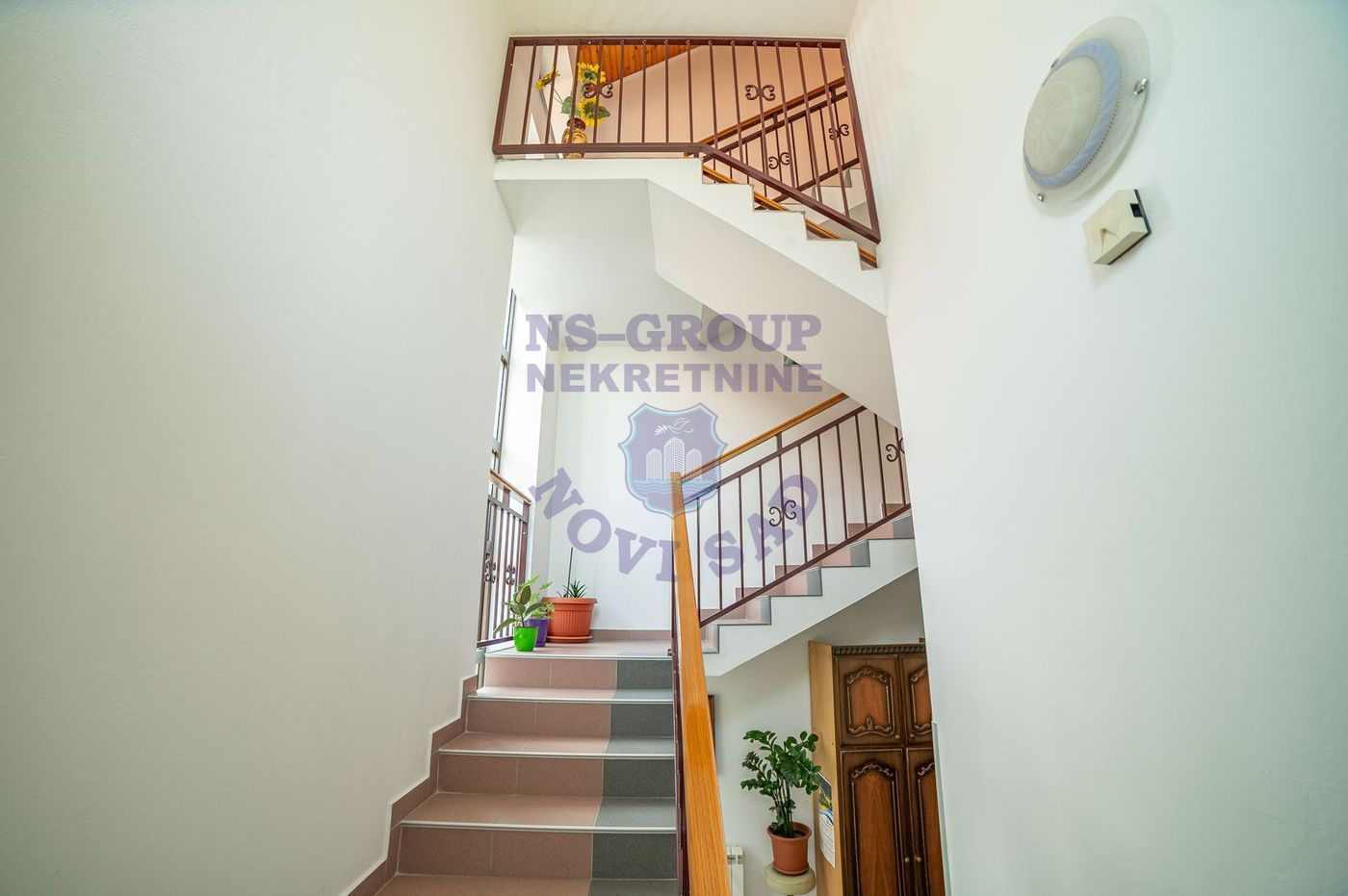 kuca na prodaju Futog 280m2 549707