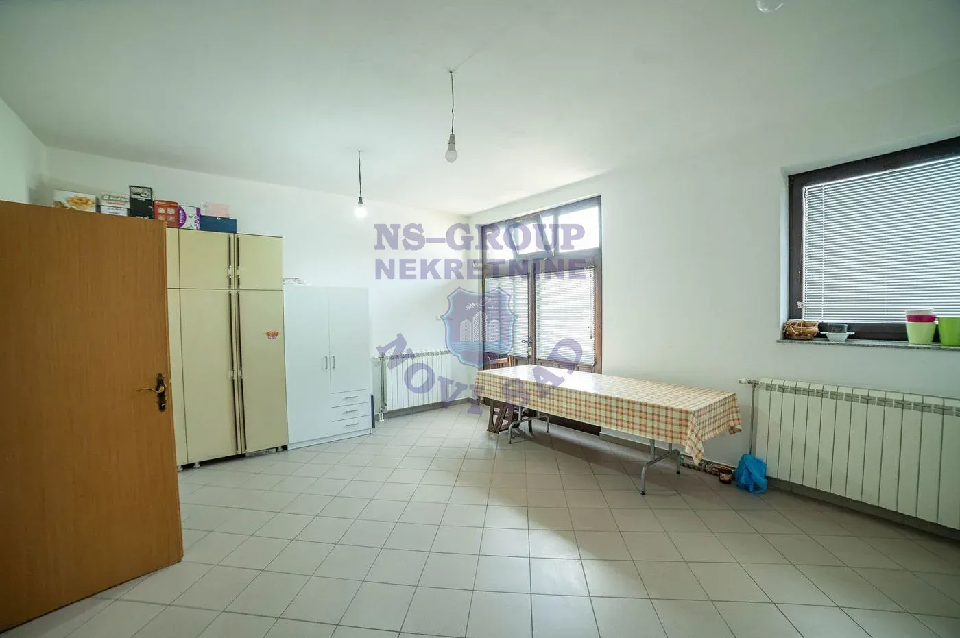 kuca na prodaju Futog 280m2 549707