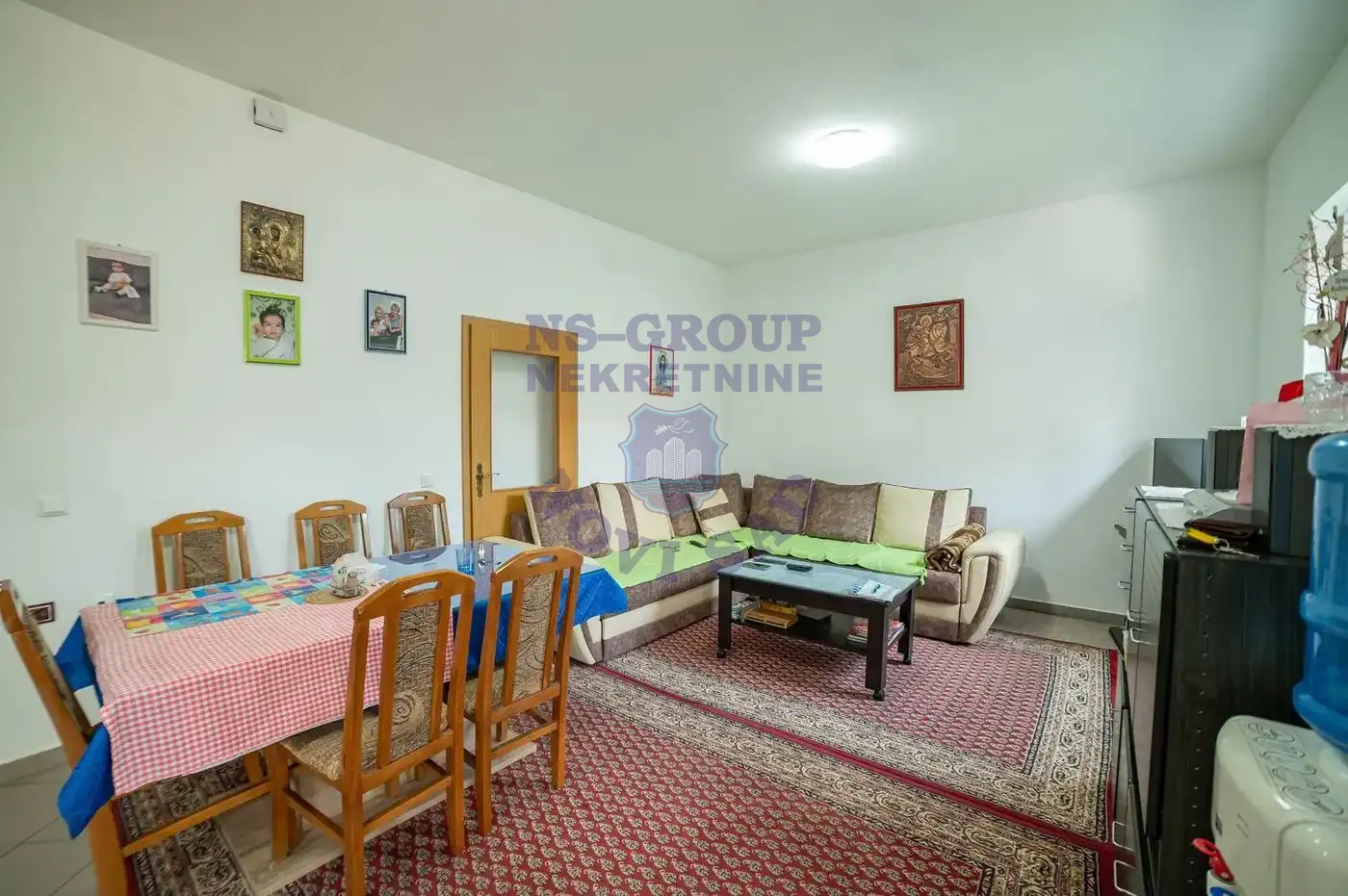 kuca na prodaju Futog 280m2 549707