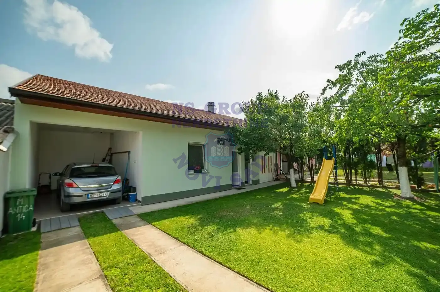 kuca na prodaju Futog 280m2 549707