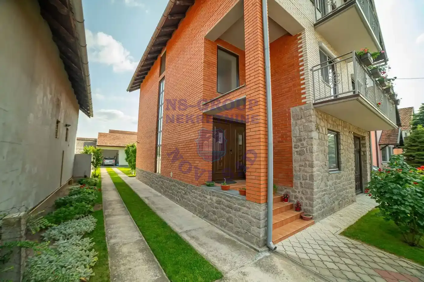 kuca na prodaju Futog 280m2 549707