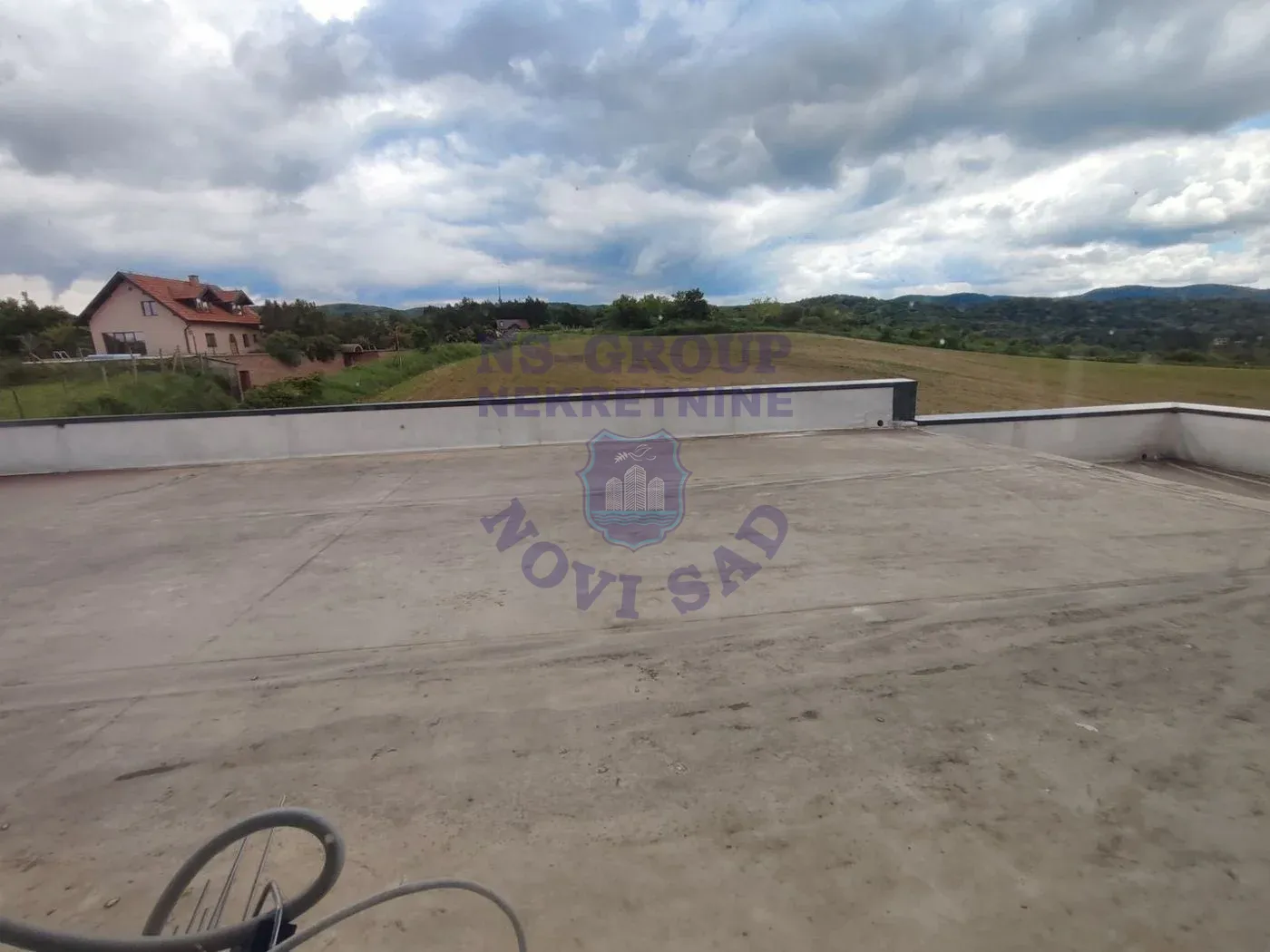kuca na prodaju Sremska Kamenica 250m2 549905