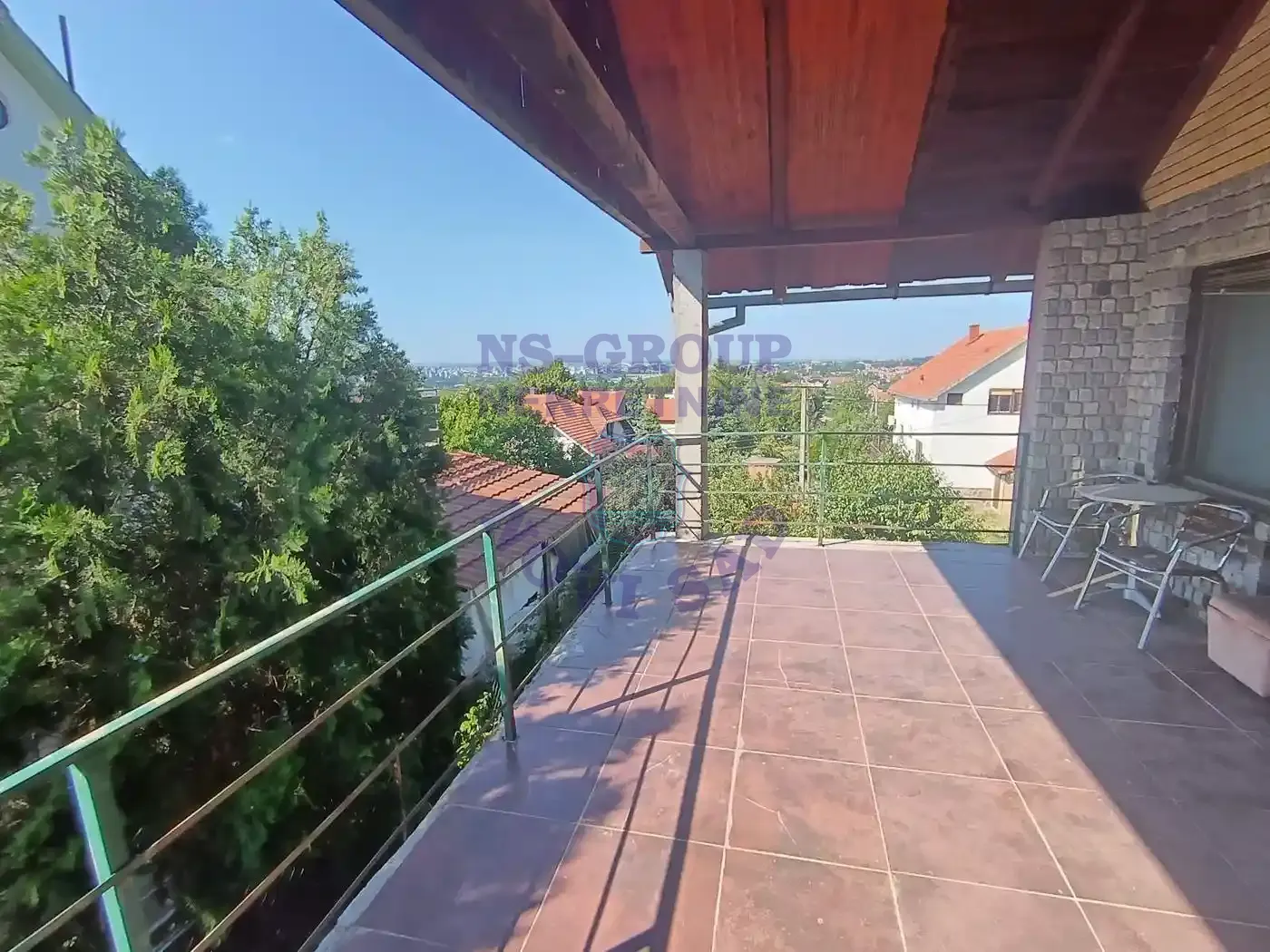 kuca za izdavanje Sremska Kamenica 134m2 13869