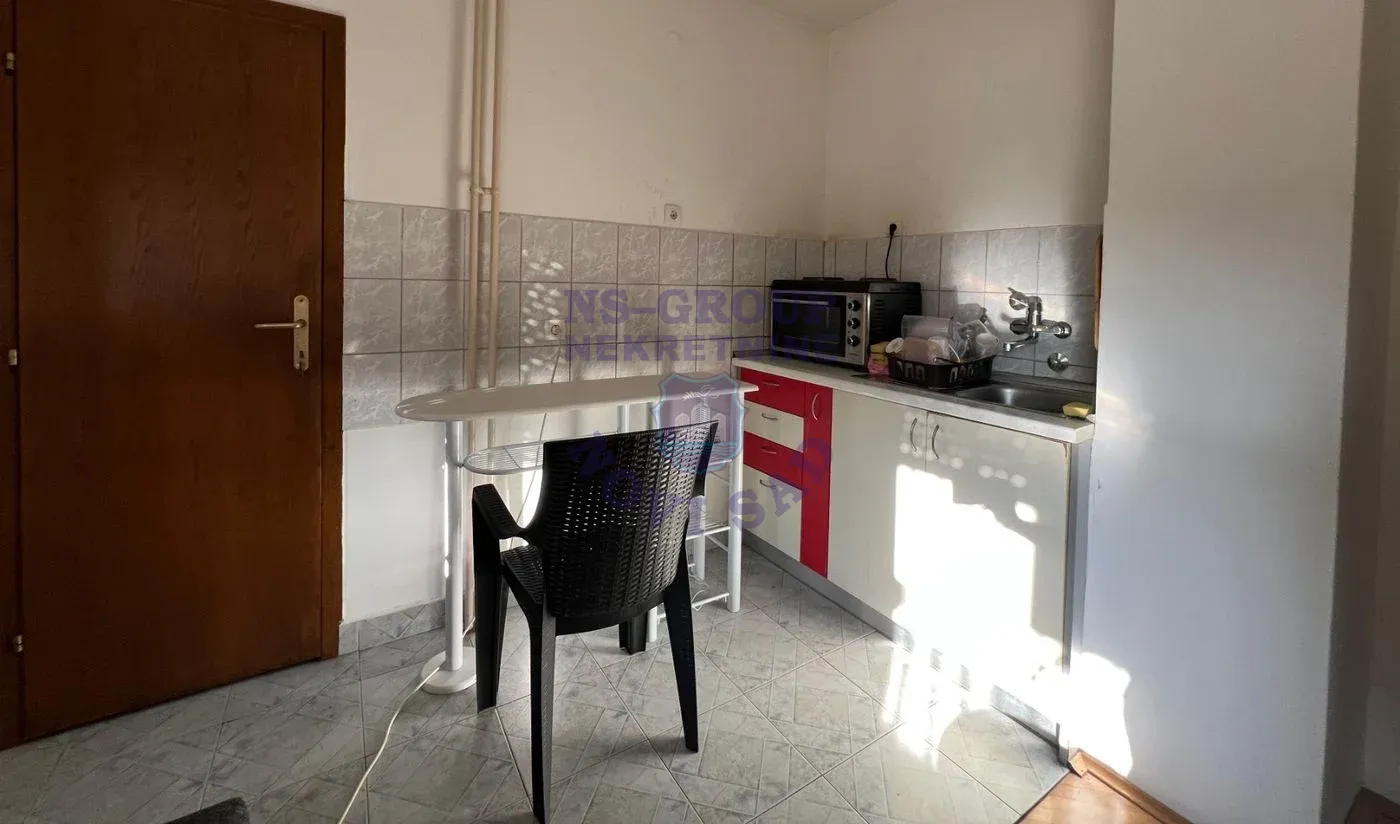 Stan za izdavanje Novi Sad 28m2, 13840