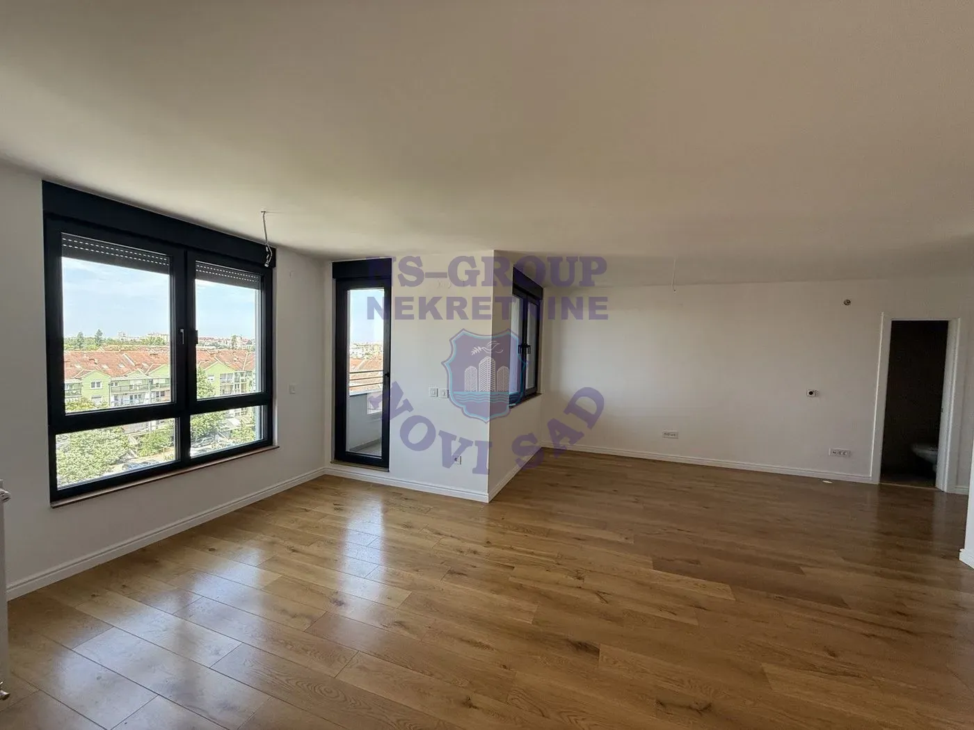 stan na prodaju Novi Sad, 170m2 493853