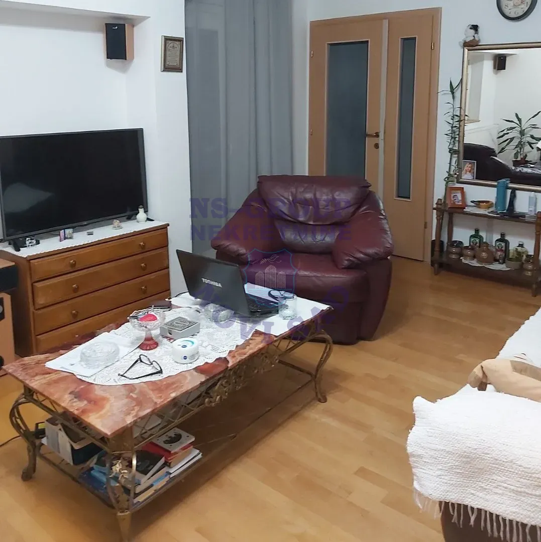 stan na prodaju Novi Sad, 77m2 550150