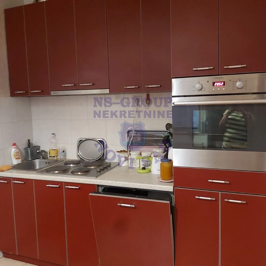 stan na prodaju Novi Sad 77m2 550150