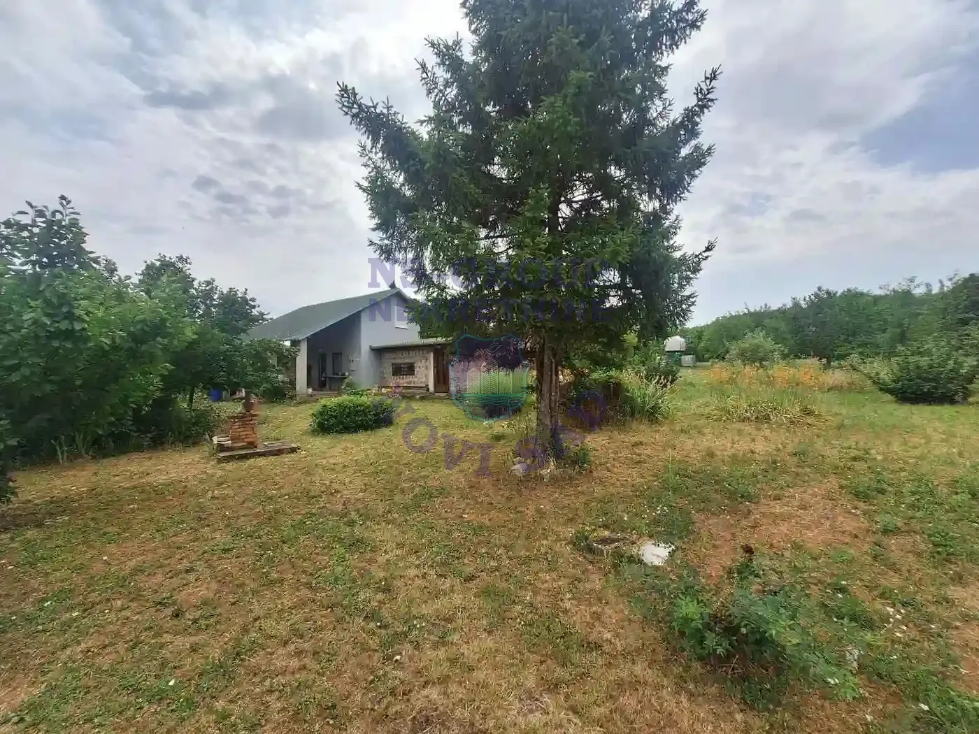 kuca na prodaju Petrovaradin, 40m2 550474