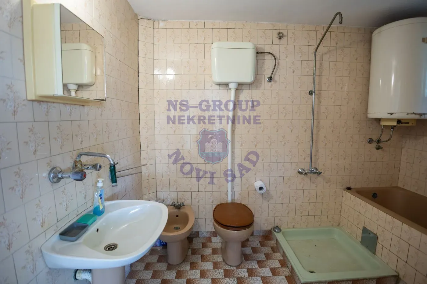 kuca na prodaju Srbobran 261m2 550606