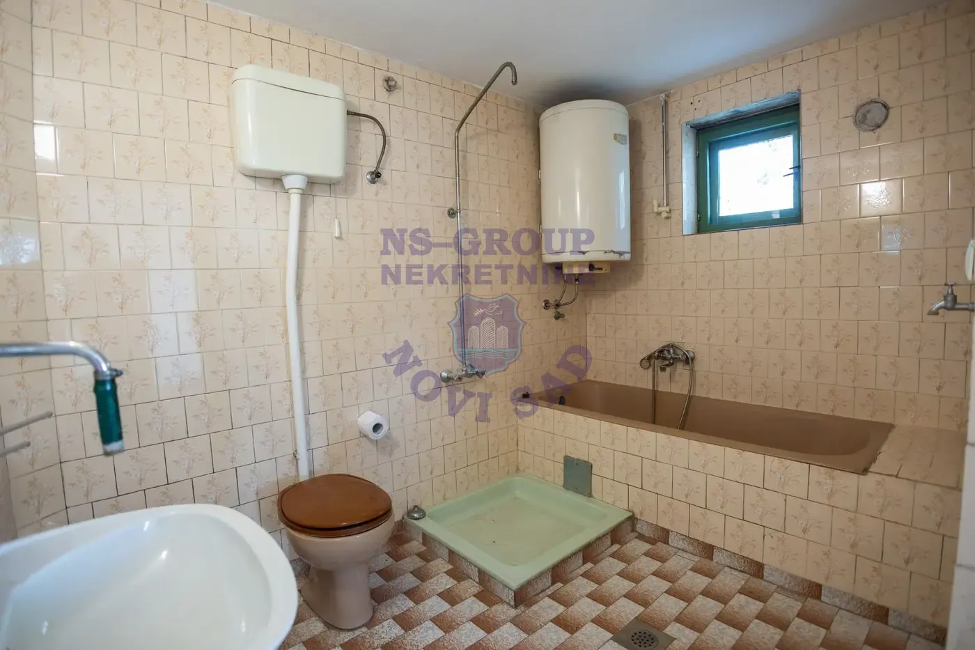 kuca na prodaju Srbobran 261m2 550606
