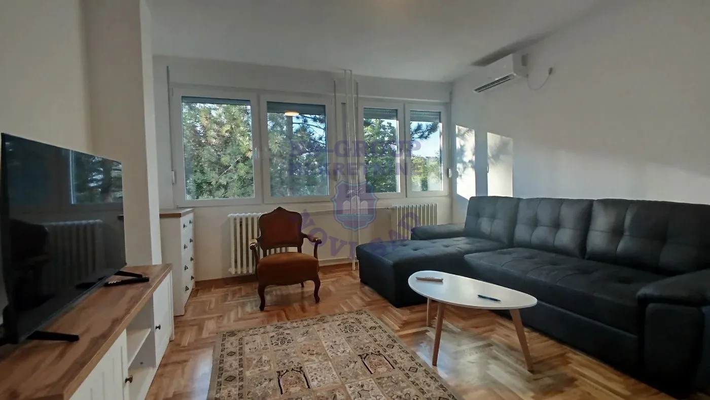 stan na prodaju Novi Sad, 50m2 13965