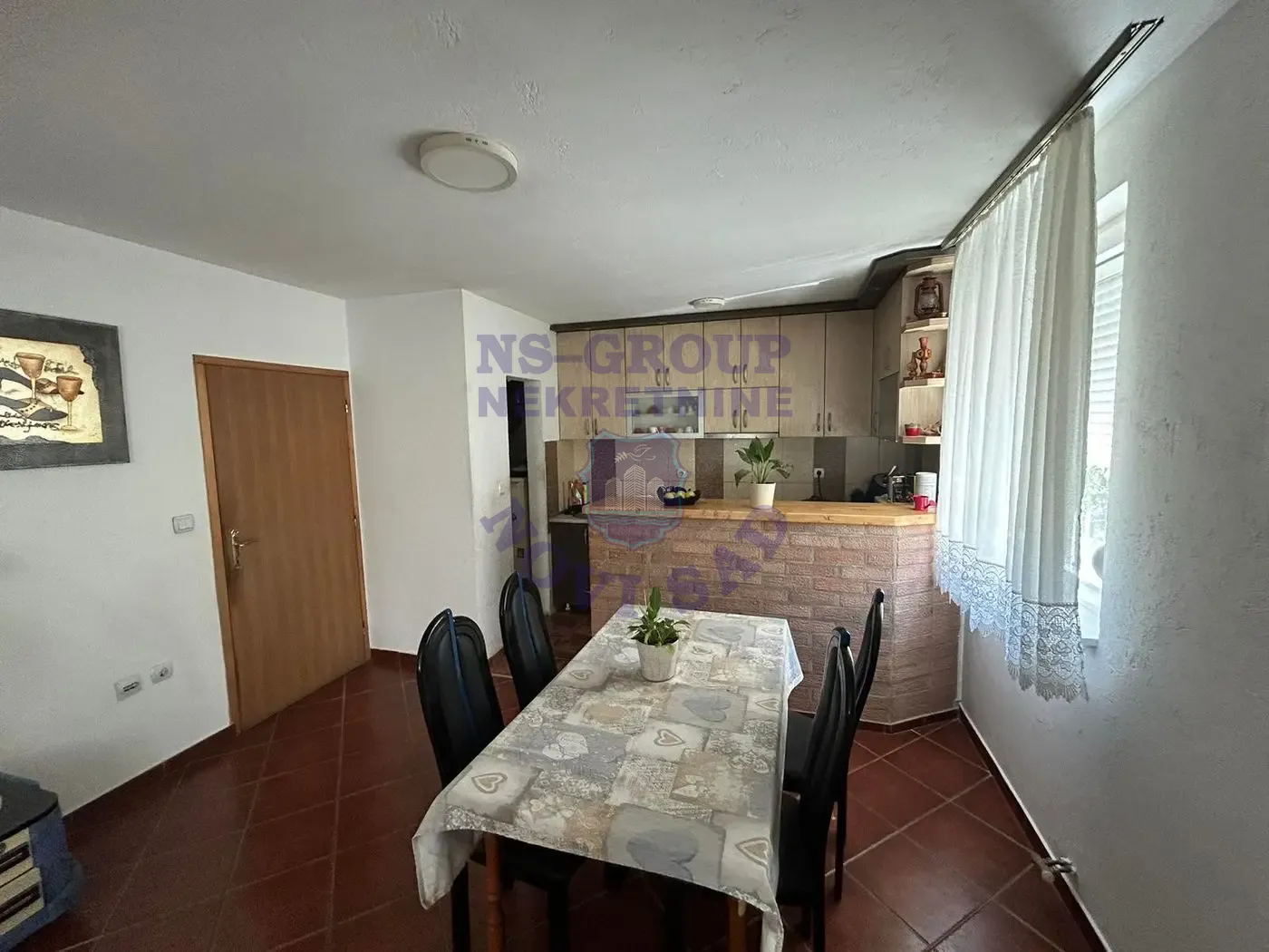 kuca na prodaju Veternik 118m2 550734