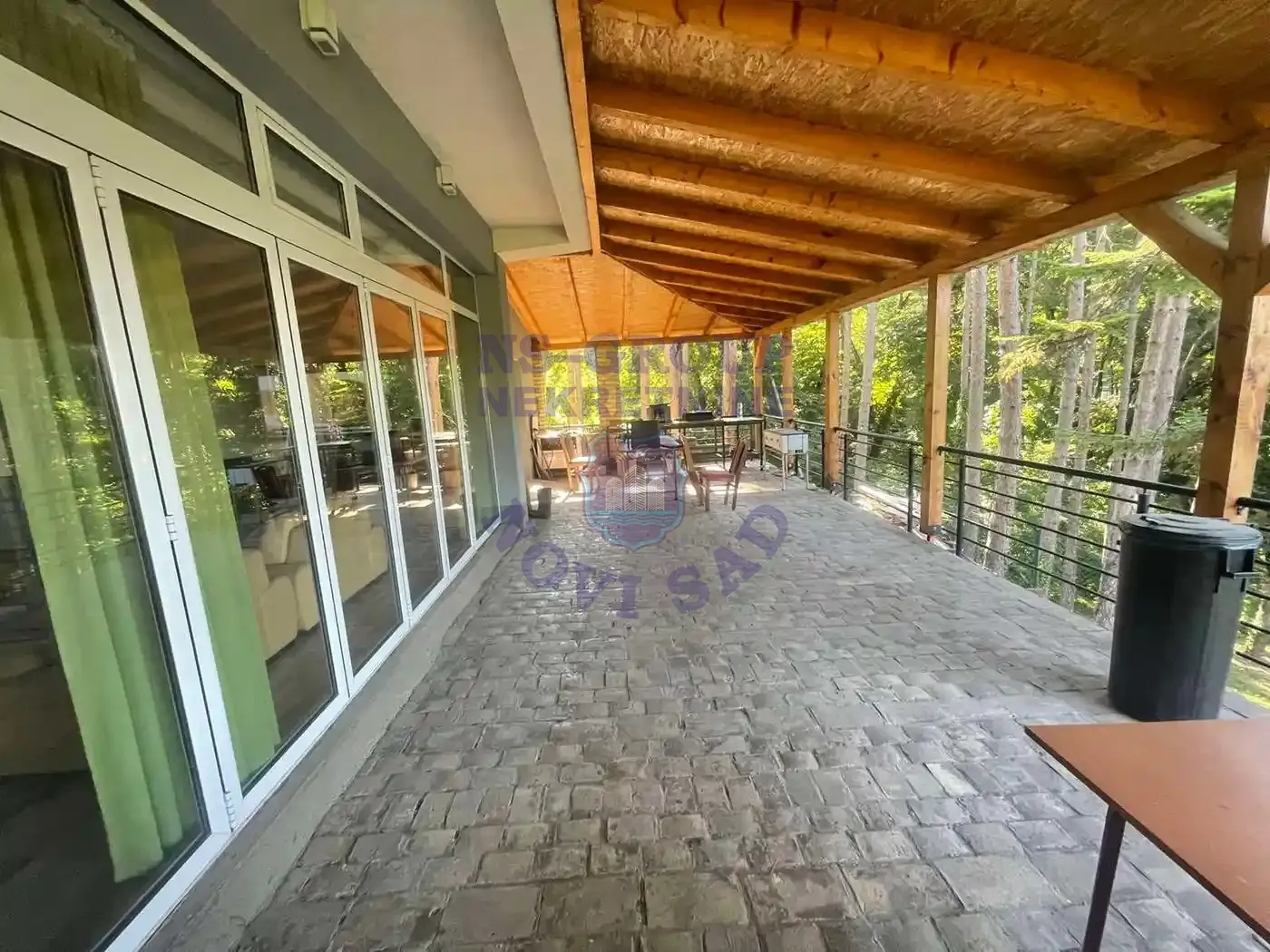 kuca na prodaju Sremska Kamenica 351m2 550829