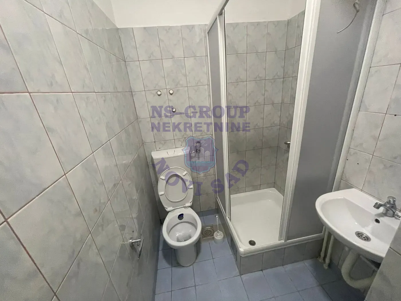 kuca na prodaju Sremska Kamenica 351m2 550829