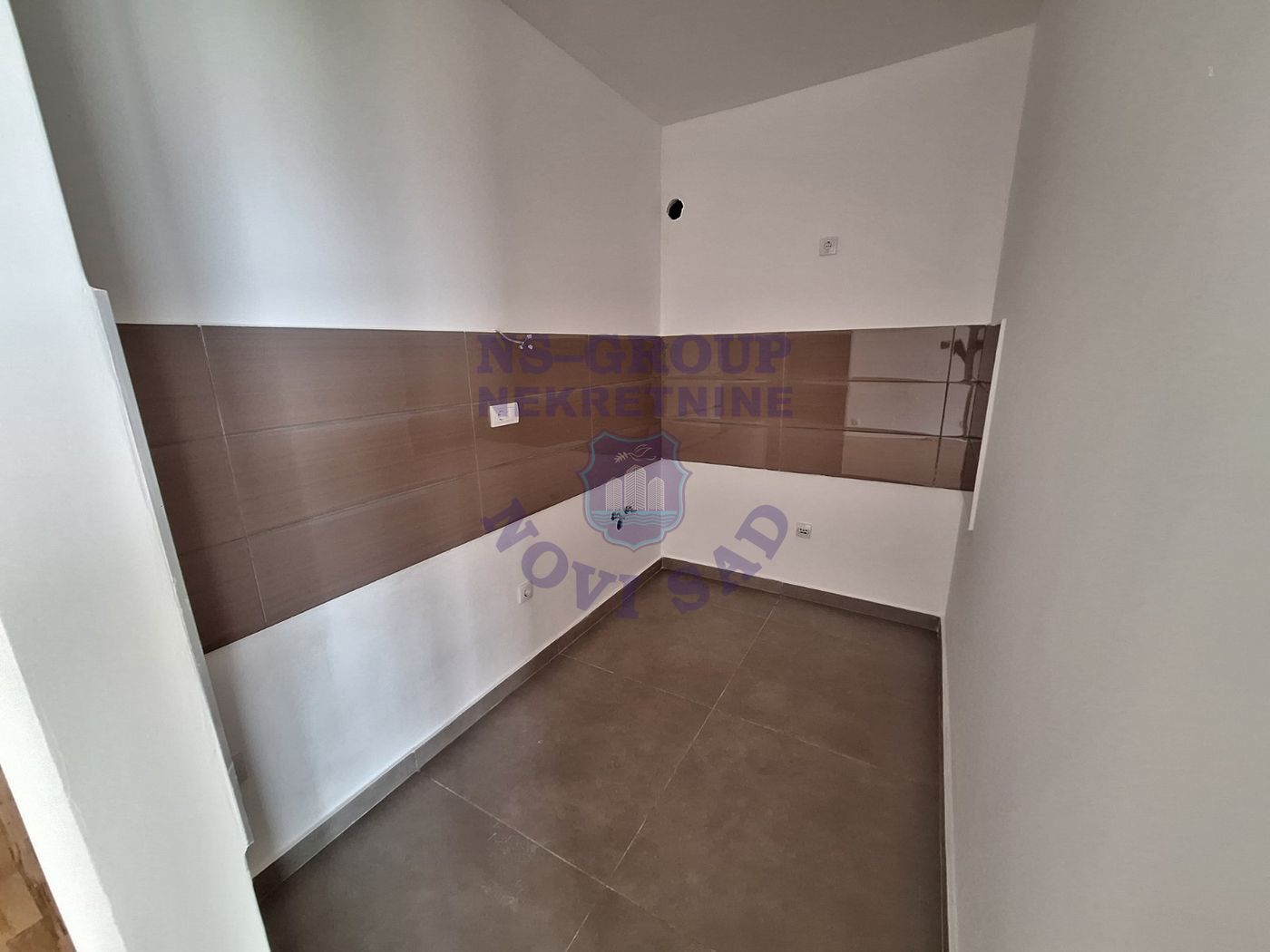 stan na prodaju Petrovaradin 80m2 551511