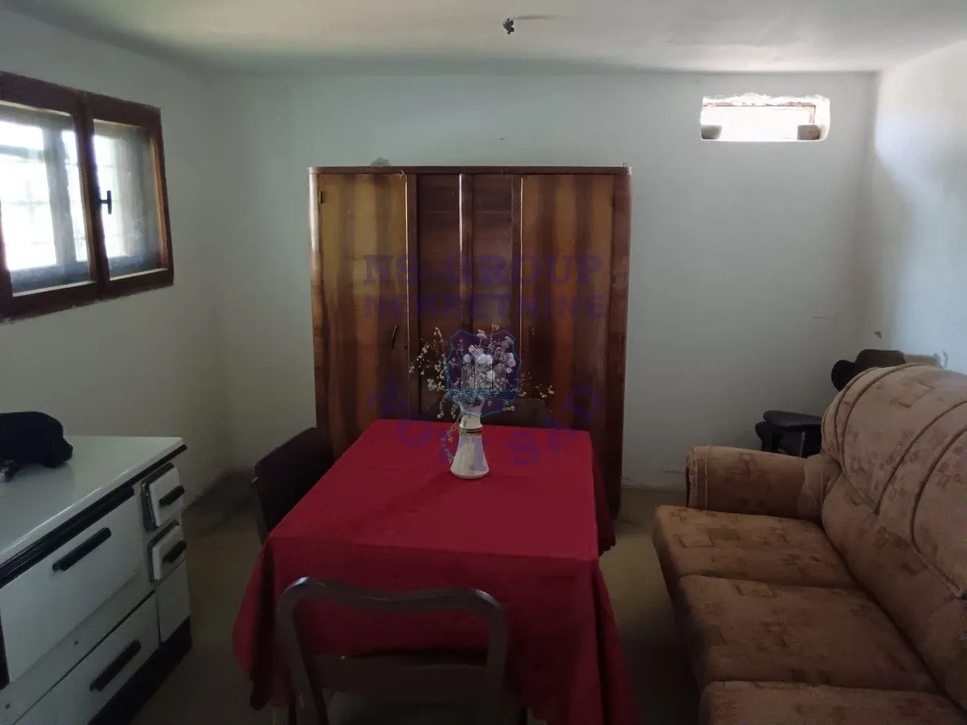 kuca na prodaju Divoš 80m2 550913