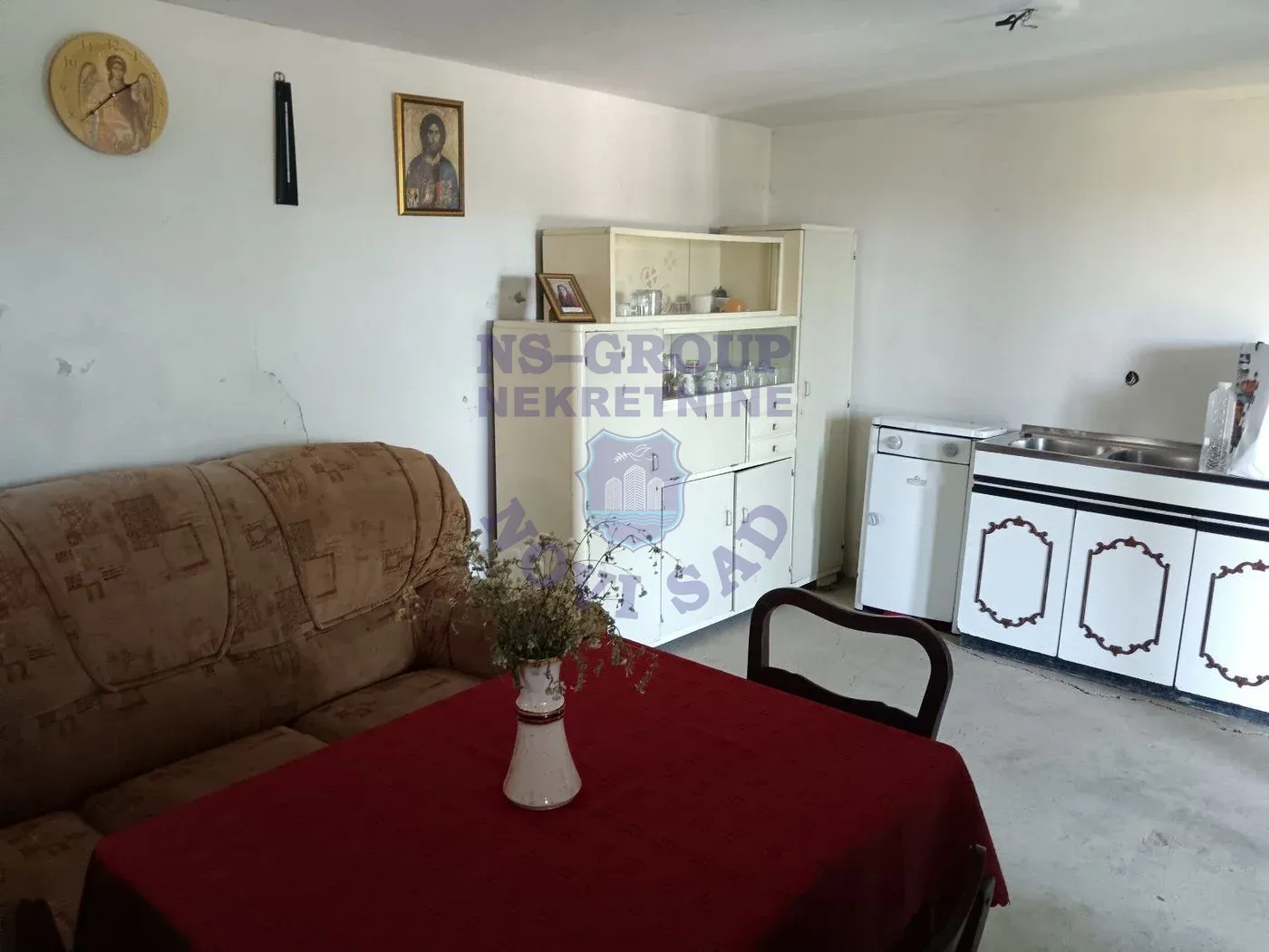 kuca na prodaju Divoš 80m2 550913