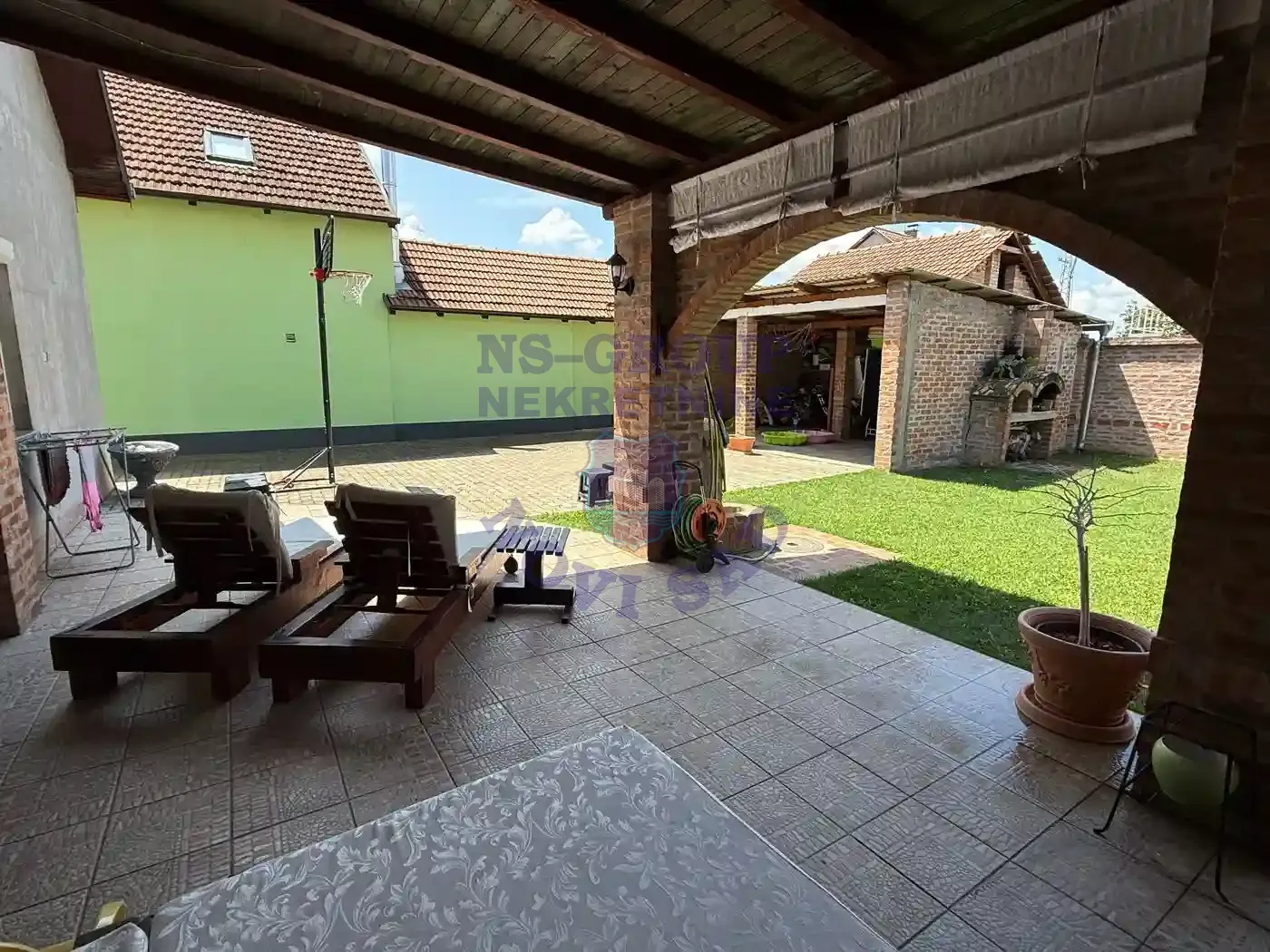 kuca na prodaju Bački Petrovac 220m2 552314