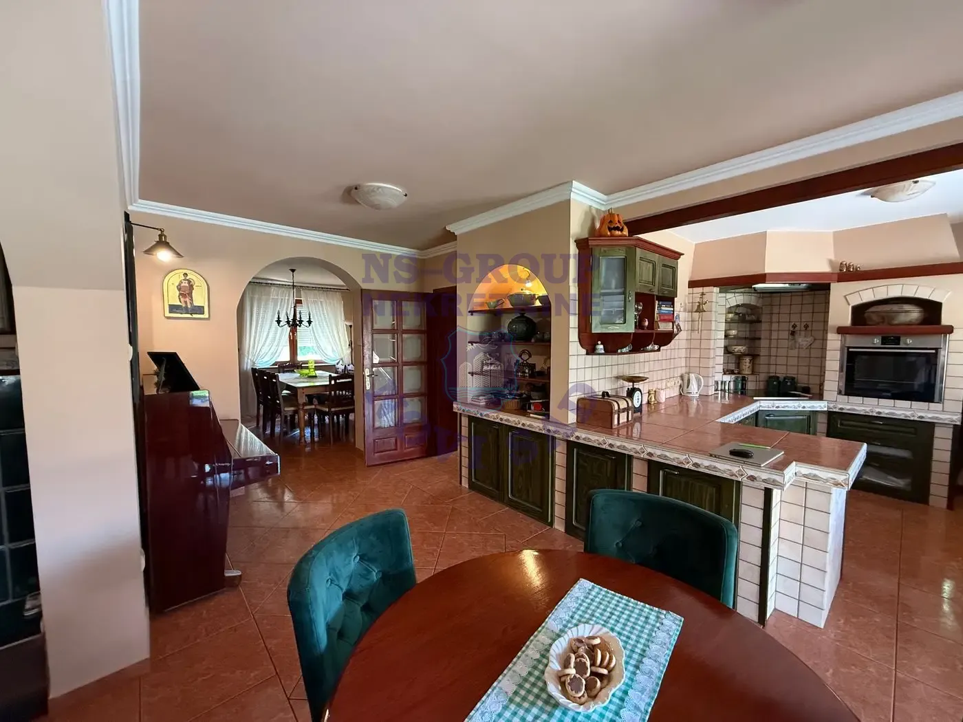 kuca na prodaju Bački Petrovac 220m2 552314