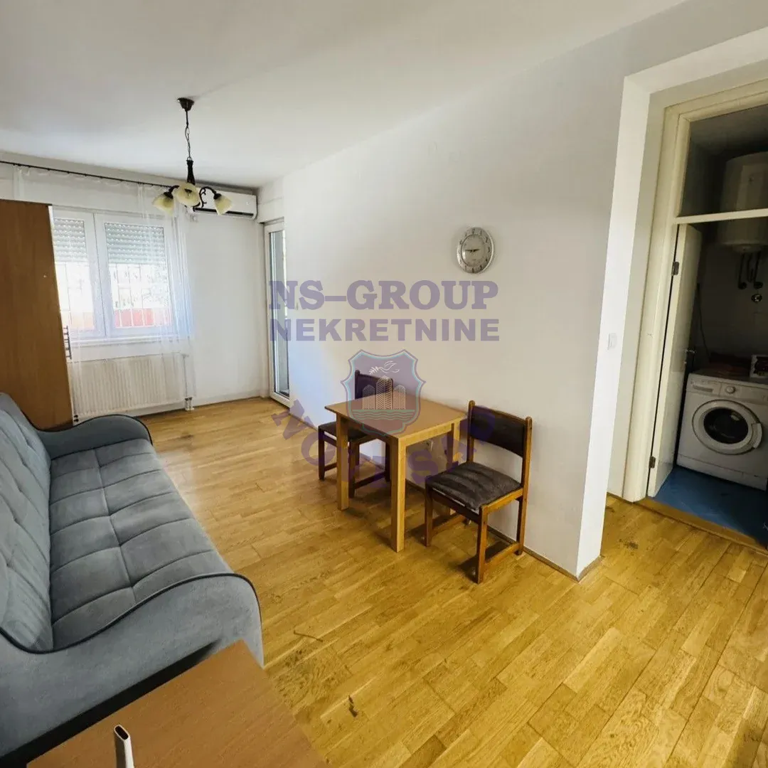 stan na prodaju Novi Sad, 32m2 14172