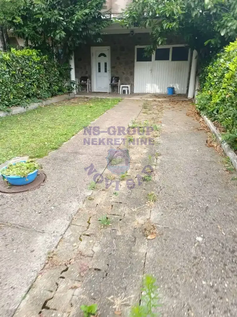 kuca na prodaju Sremska Kamenica 248m2 552504