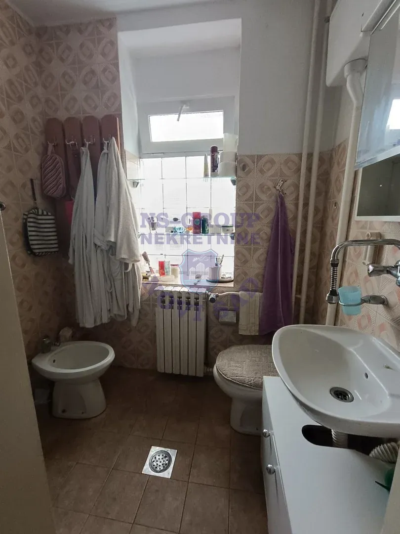 kuca na prodaju Sremska Kamenica 248m2 552504
