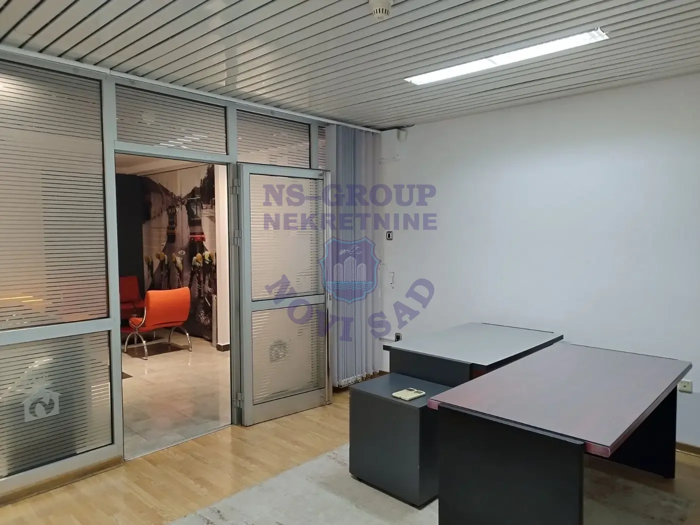 lokal na prodaju Novi Sad 270m2 552768