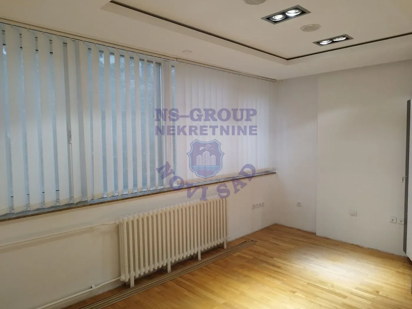 lokal na prodaju Novi Sad 270m2 552768