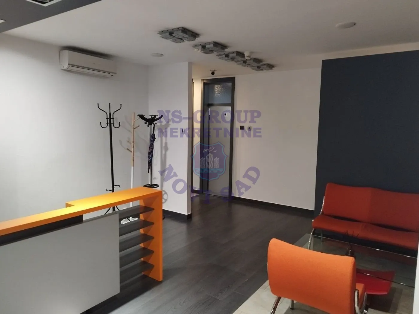 lokal na prodaju Novi Sad 270m2 552768