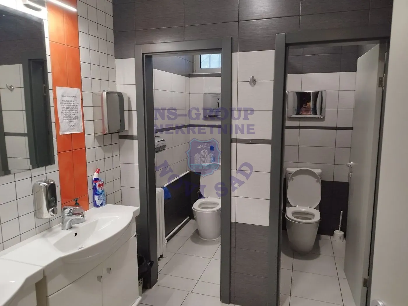 lokal na prodaju Novi Sad 270m2 552768