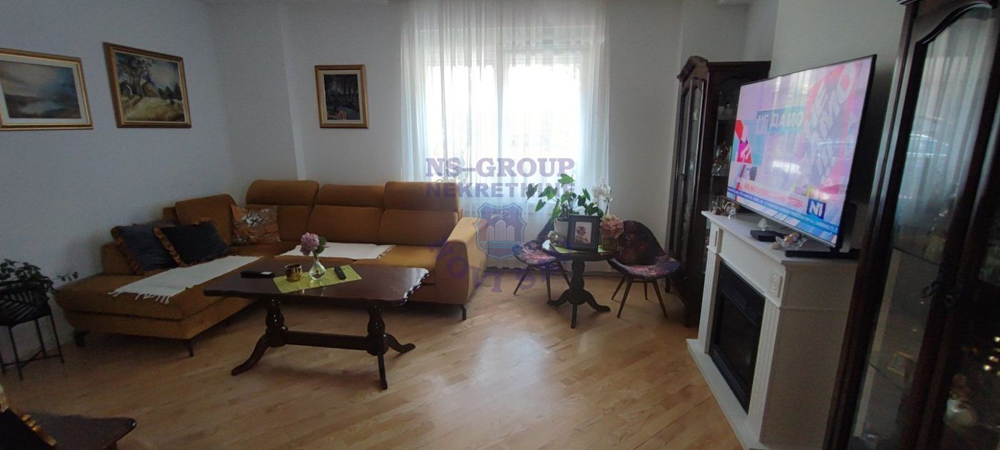 stan na prodaju Novi Sad, 79m2 552944