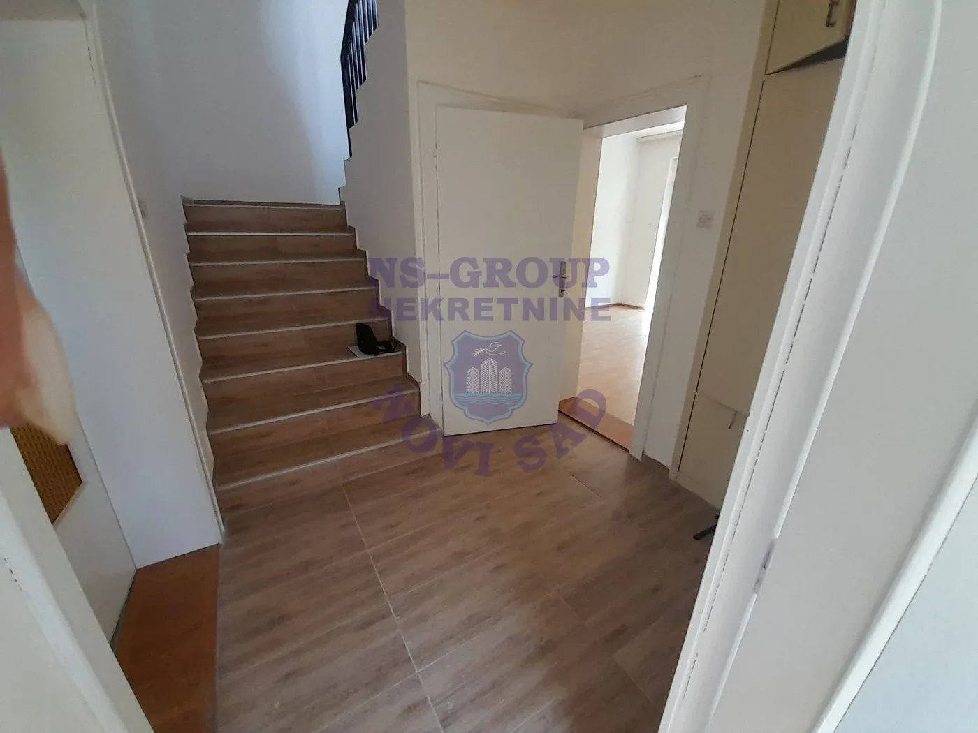 kuca na prodaju Sremska Kamenica 209m2 549424