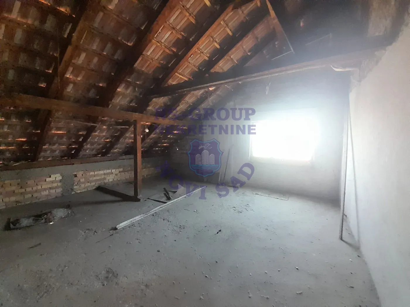 kuca na prodaju Sremska Kamenica 209m2 549424
