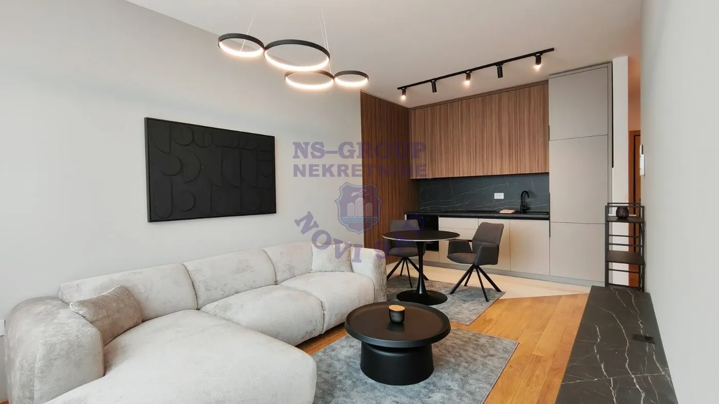 stan na prodaju Novi Sad, 40m2 547644