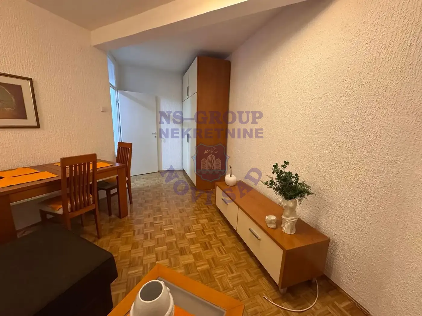 stan za izdavanje Novi Sad 42m2 13741