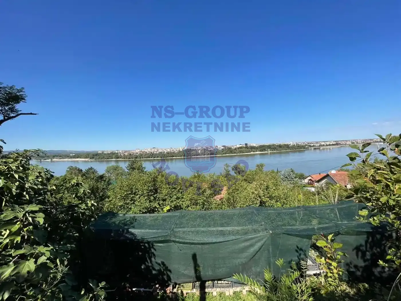 kuca na prodaju Petrovaradin, 97m2 553499