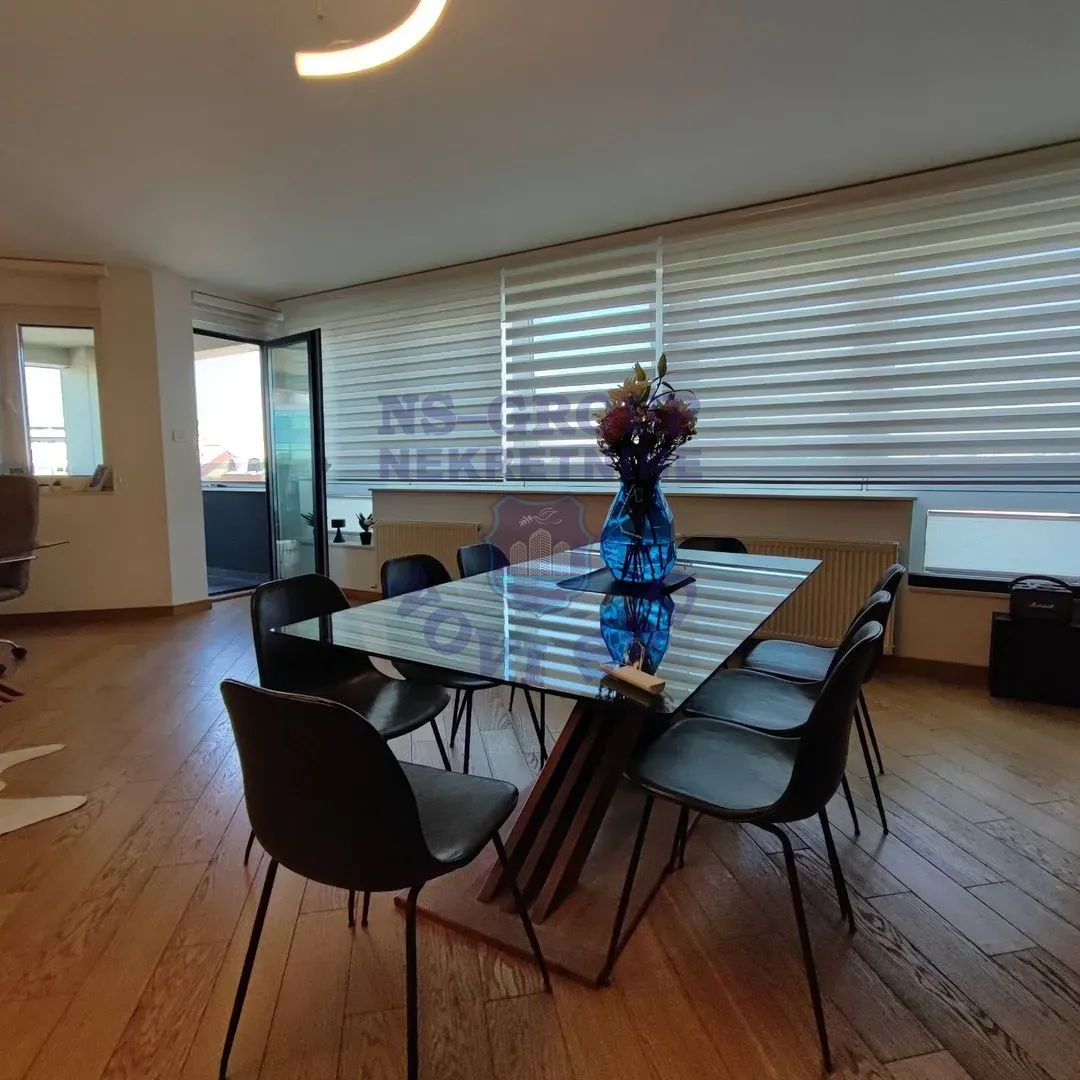 stan na prodaju Novi Sad, 122m2 553524