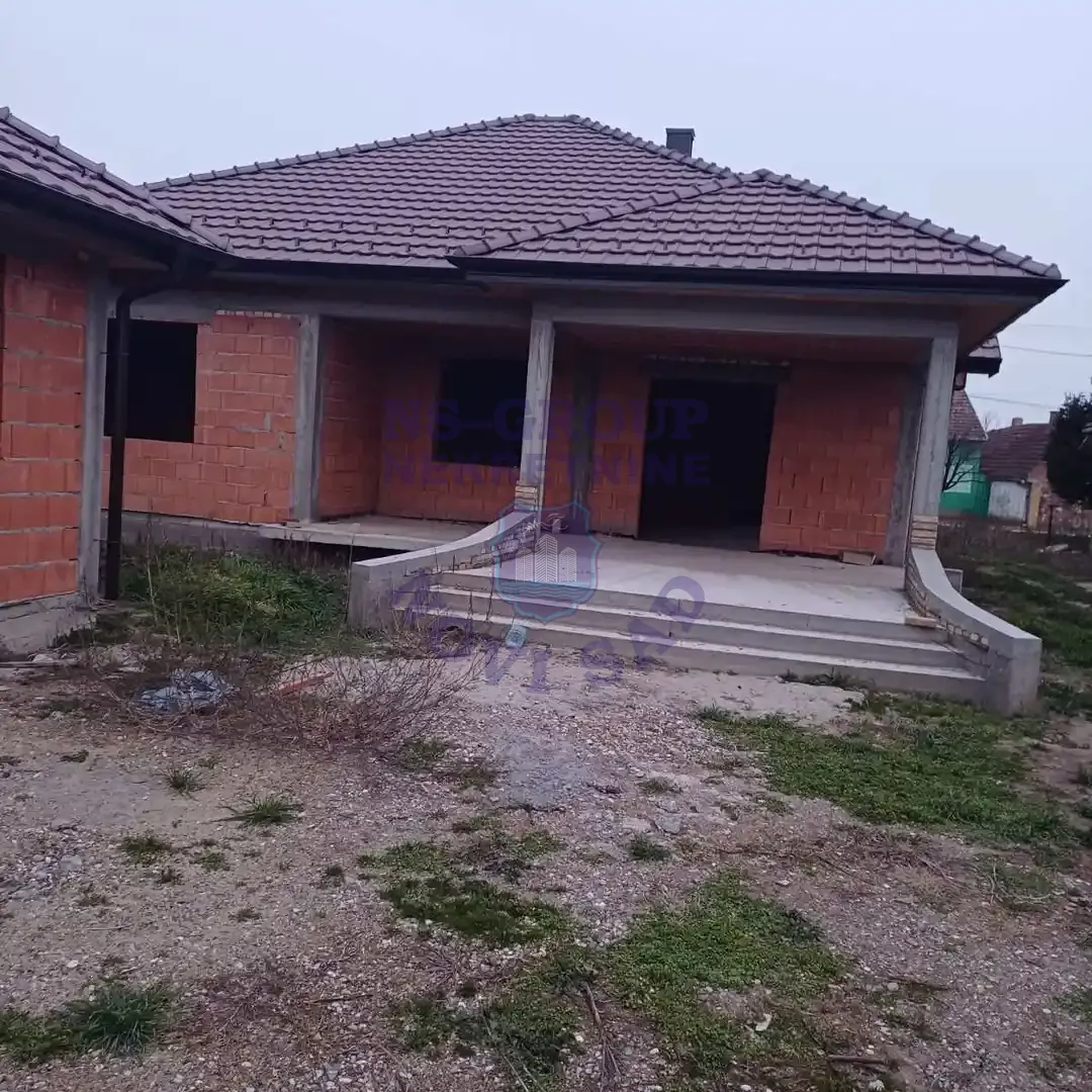 kuca na prodaju Temerin 192m2 553737