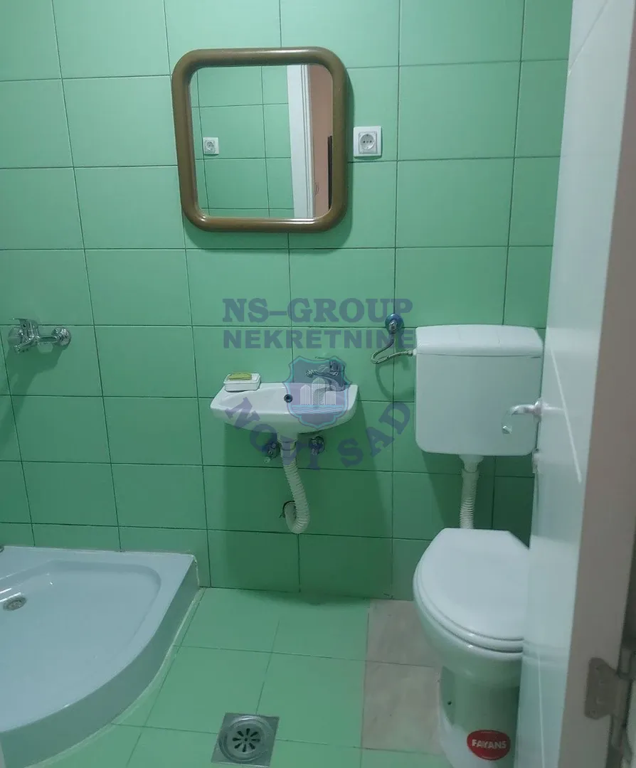 stan na prodaju Veternik 40m2 537878