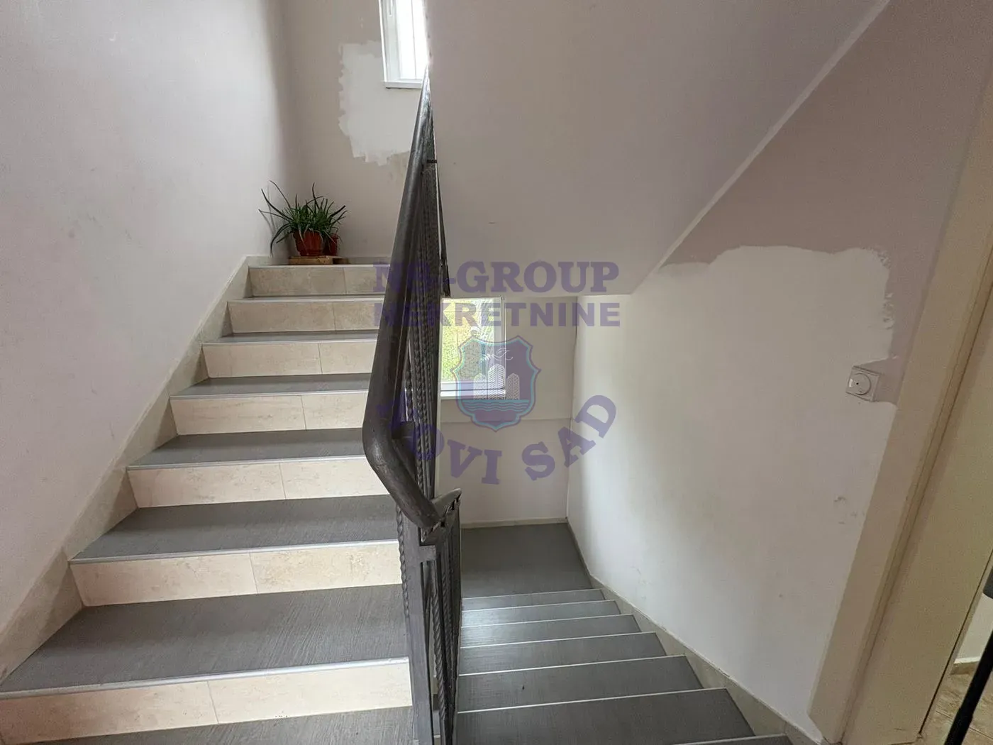 kuca na prodaju Petrovaradin 310m2 553865