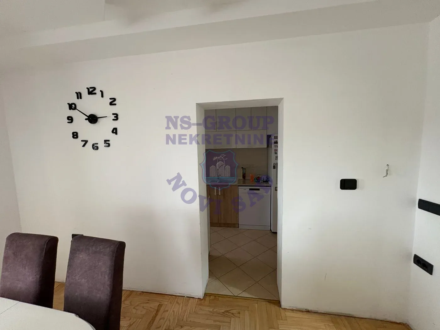 kuca na prodaju Petrovaradin 310m2 553865
