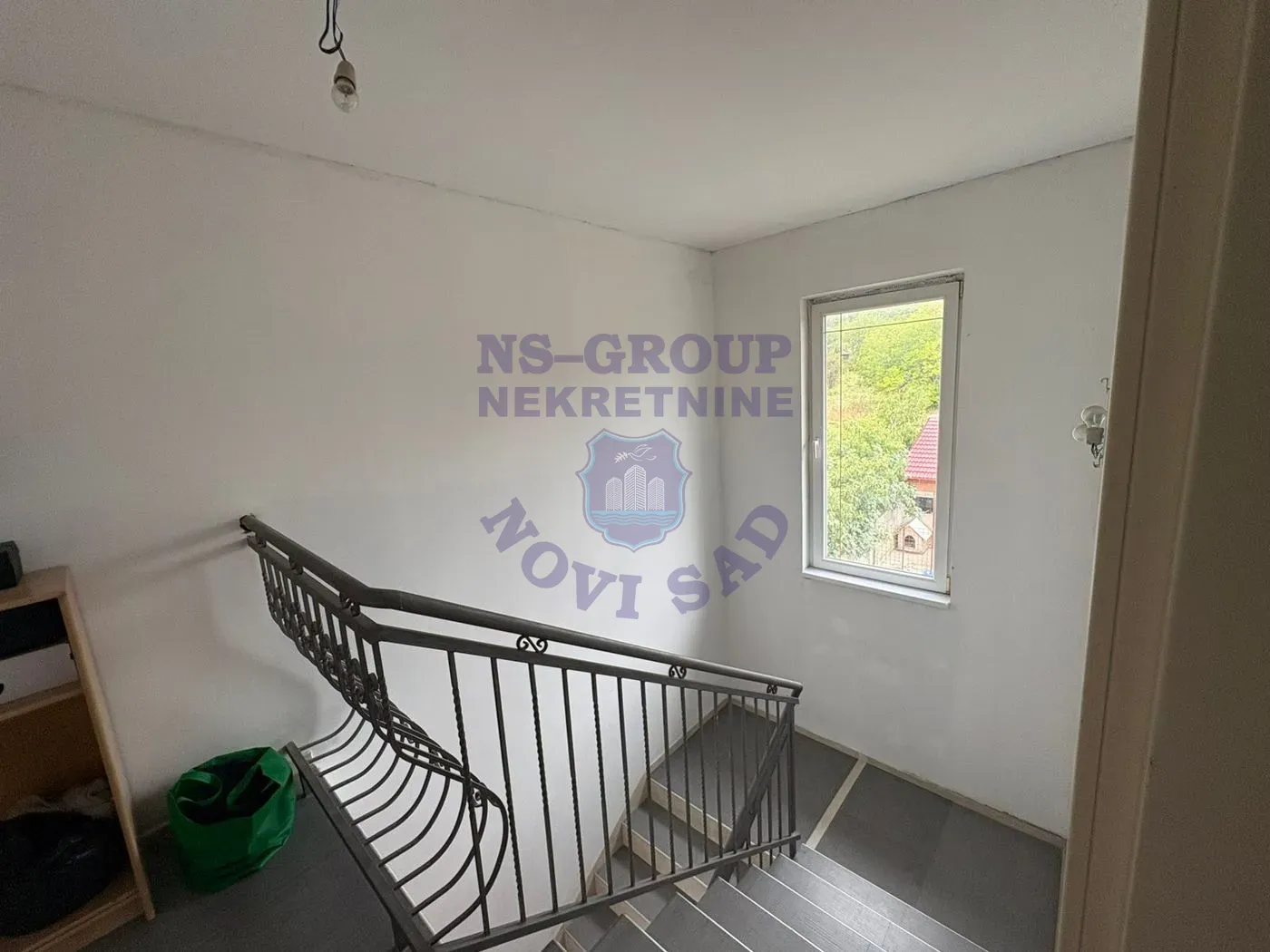 kuca na prodaju Petrovaradin 310m2 553865