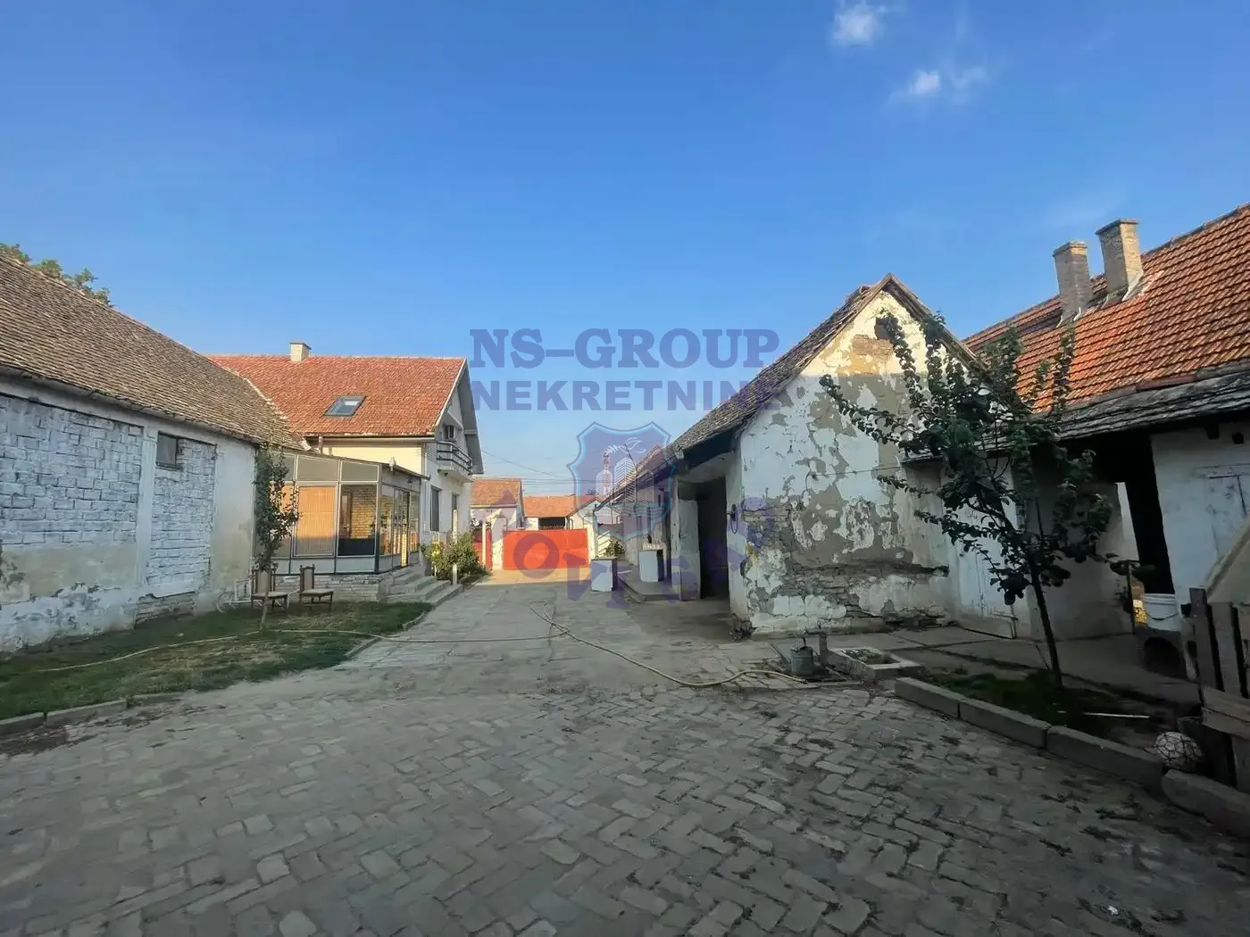kuca na prodaju Begeč 214m2 554025