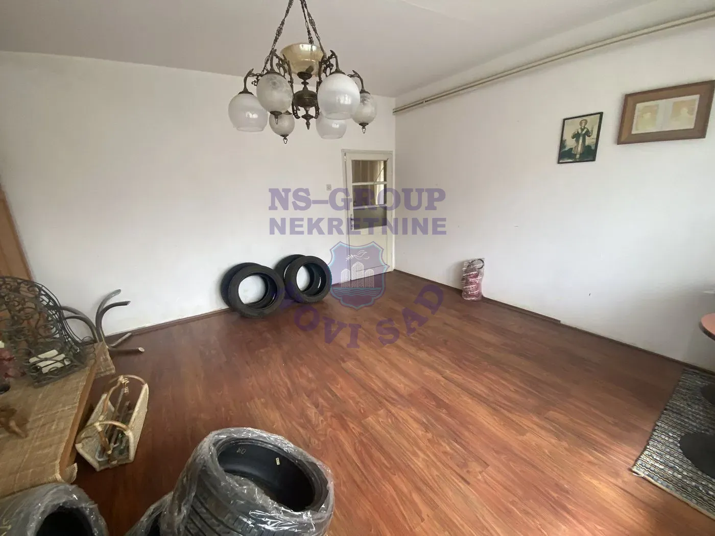 stan na prodaju Veternik 95m2 553199