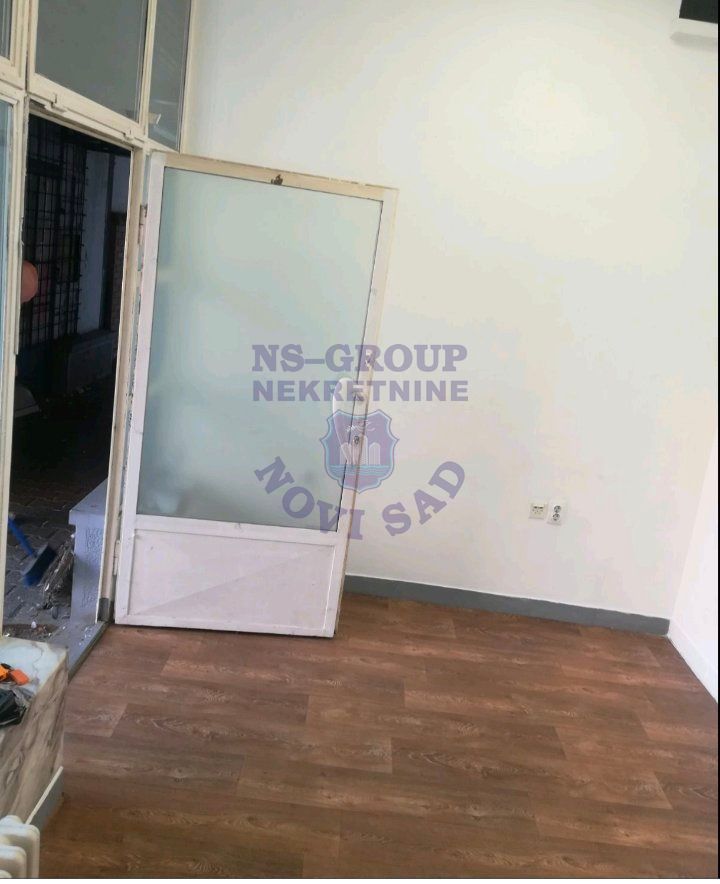 lokal za izdavanje Novi Sad 10m2 14489