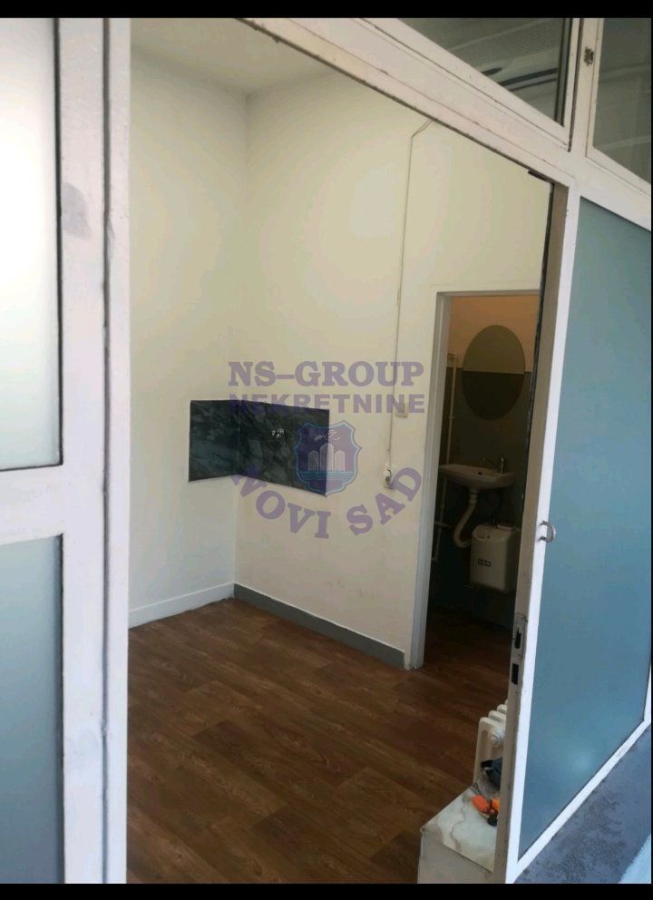 lokal za izdavanje Novi Sad 10m2 14489