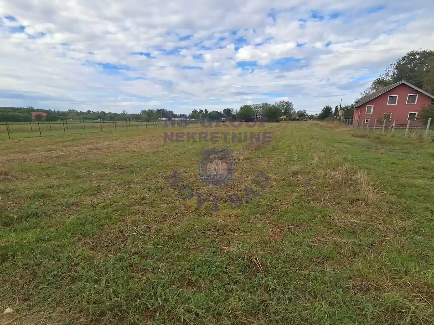 plac na prodaju Begeč 1042m2 555097