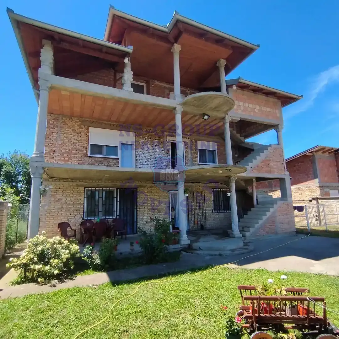 kuca na prodaju Novi Sad, 370m2 531486