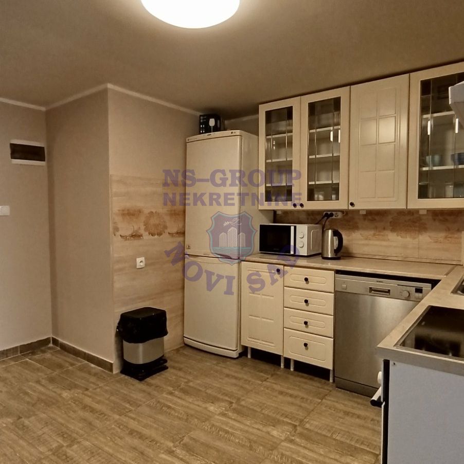 stan na prodaju Novi Sad 43m2 555184